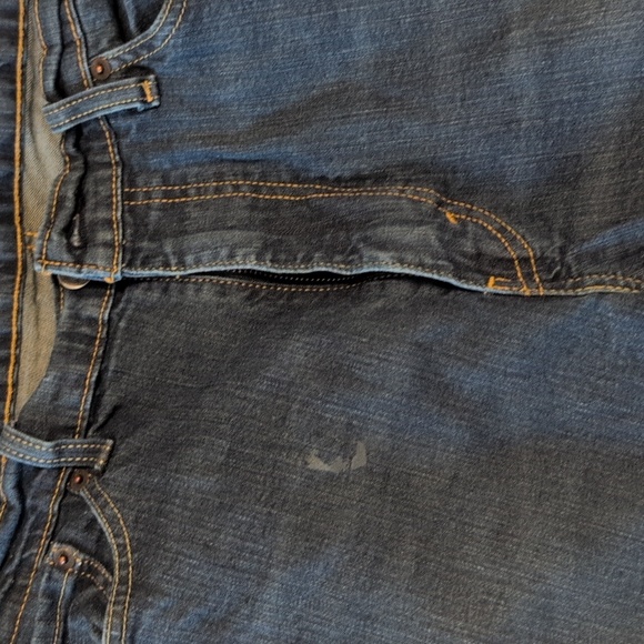 Lot of 5 pair Levi Jeans 4 pair size 36x32 and one pair 36x34 - Picture 9 of 13